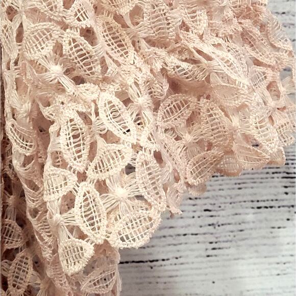 C. Est. 1946 Pink Tank with Crochet overlay & Matching Pants Size See Desc. - Picture 2 of 8